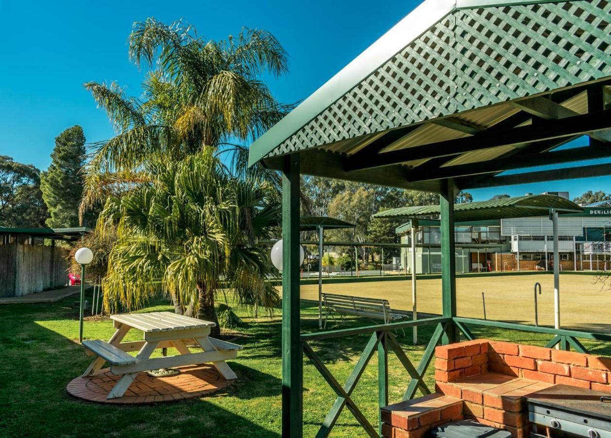 Deniliquin Country Club Motor Inn Exteriör bild